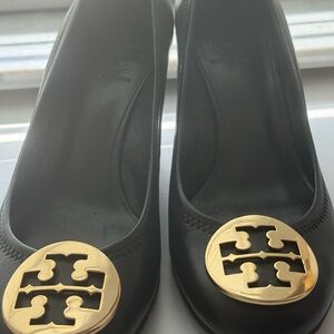 Tory Burch Black Loafers with Gold Accent